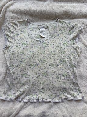 Aria Vintage Y2K Dainty Floral Ribbed Baby Tee Lettuce Edge Size Medium